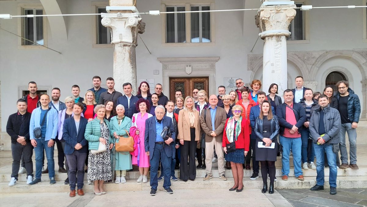 Učešće na Međunarodnoj spec.školi "Vršnjačko i obiteljsko nasilje i bolesti ovisnosti" 12-13.svibnja 2023. /ECPD Pula